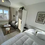Cosy A 200m De La Апартаменты *